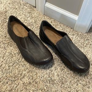 G.H Bass &co new without box or tags, Brown, size 8M